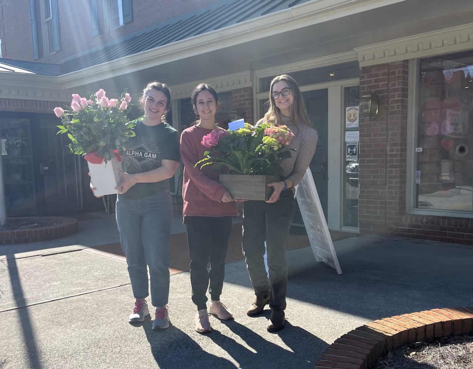 Carithers Flowers & Local Sorority Team Up to Raise Money for a Good