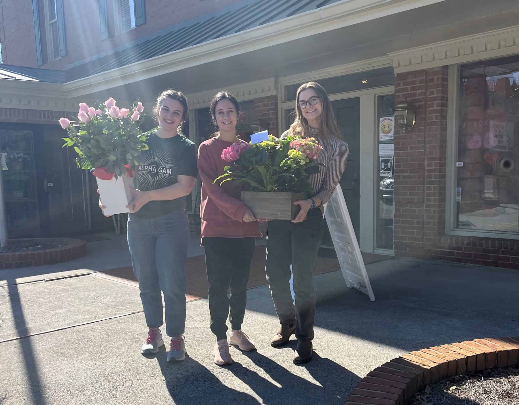 Carithers Flowers & Local Sorority Team Up to Raise Money for a Good